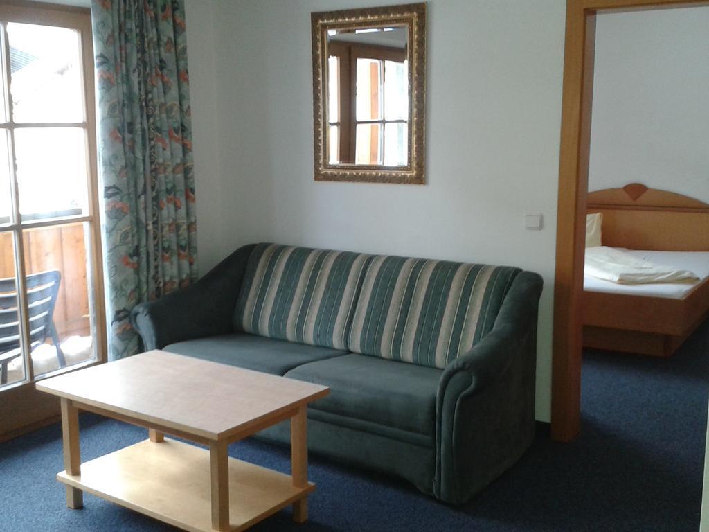 Ferienhaus Hotel Roesslwirt Kirchberg in Tirol Rum bild